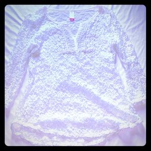 Laced 3/4 sleeve top